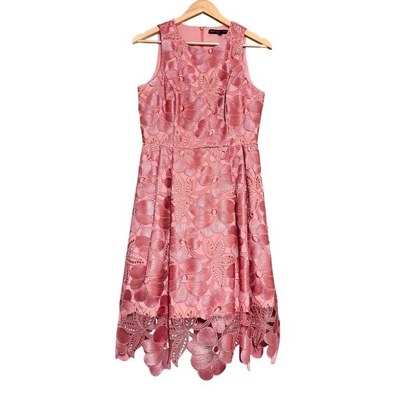White House Black Market Dresses & Skirts - White House Black Market Dress Women 6 Gelato Peach Pink Tonal Lace Fit Flare